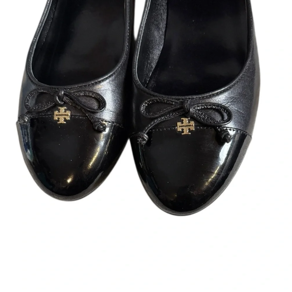 Tory Burch Glossy Black Flats with Bow Detail 9M
